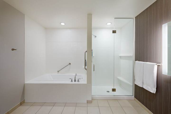 Room 29 of 45