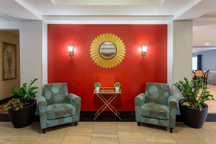 Hotel Interior 6 of 31