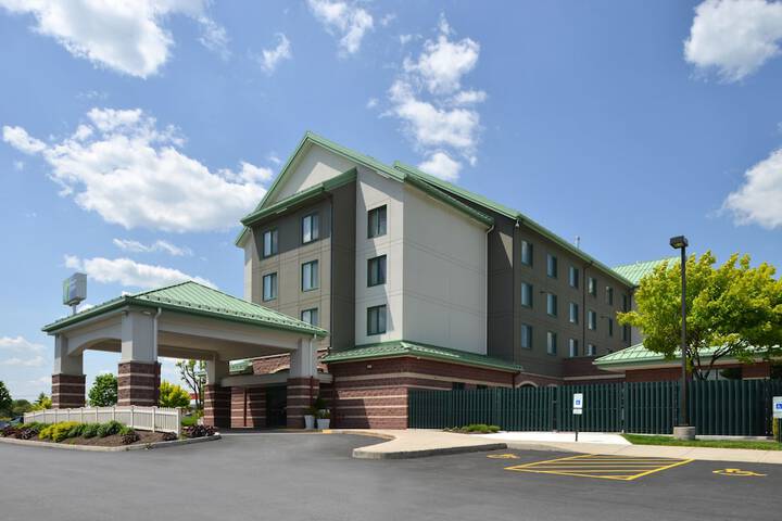 Hotel 8 of 68