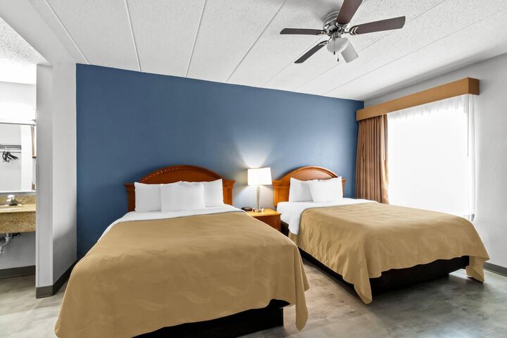 Quality Inn & Suites CVG Airport