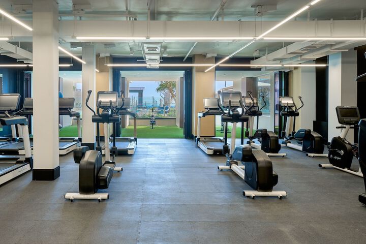 VEA Newport Beach a Marriott Resort & Spa