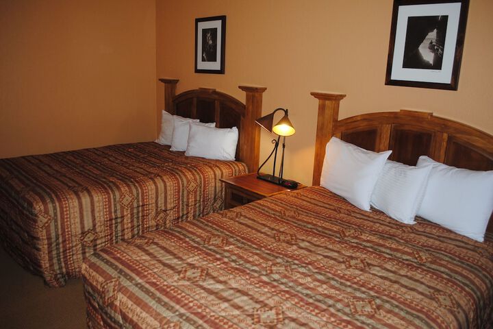 Room 12 of 34