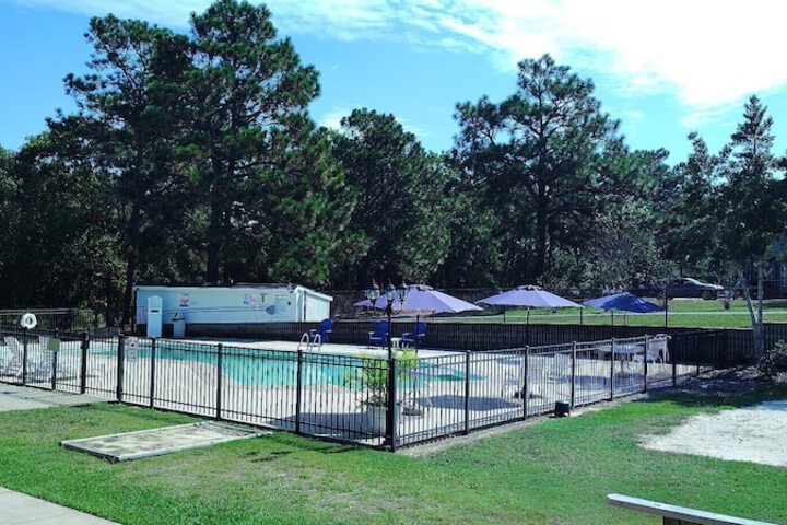 Carolina Pine Inn