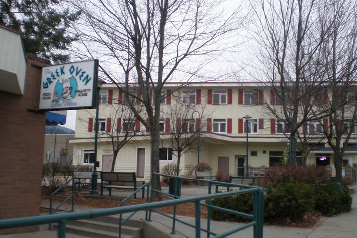 Chameleon Hotel