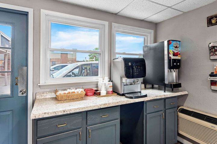 Americas Best Value Inn Marion OH