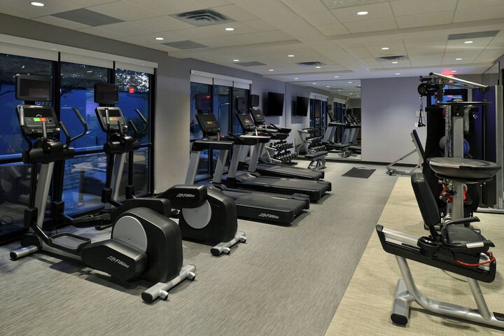 Courtyard by Marriott Detroit Utica
