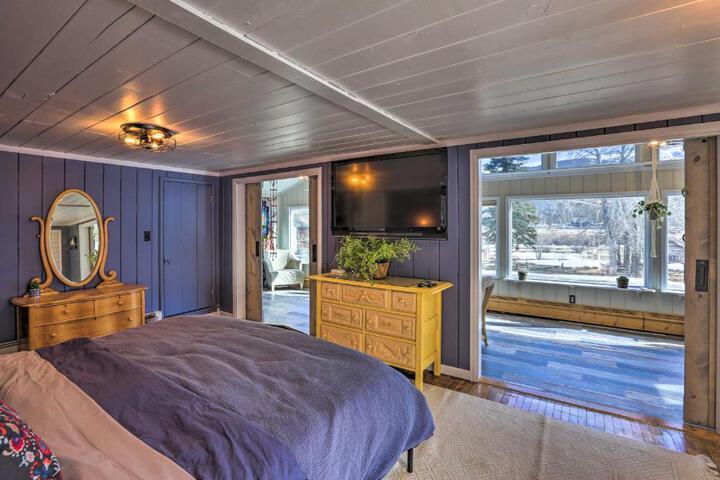 Lake Cabin w / King Bed Foodie Kitchen, & Views