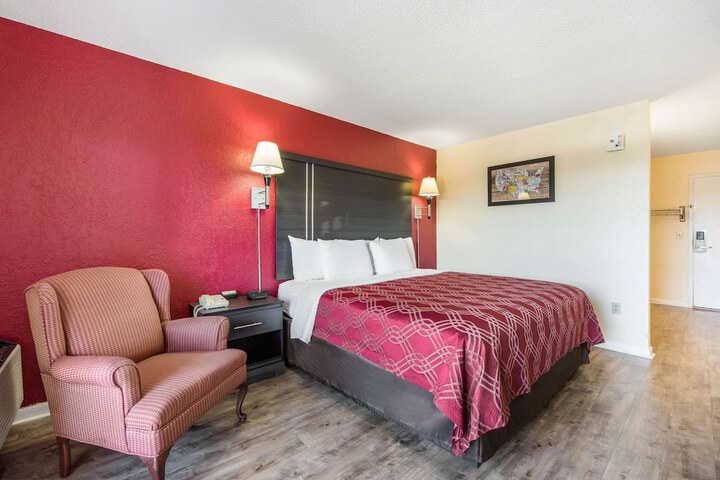 Econo Lodge Waynesville
