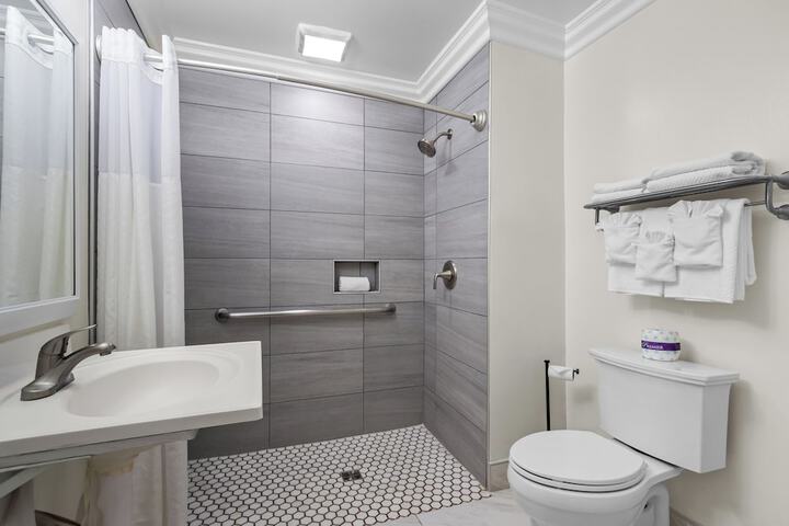 Quality Inn & Suites Santa Maria