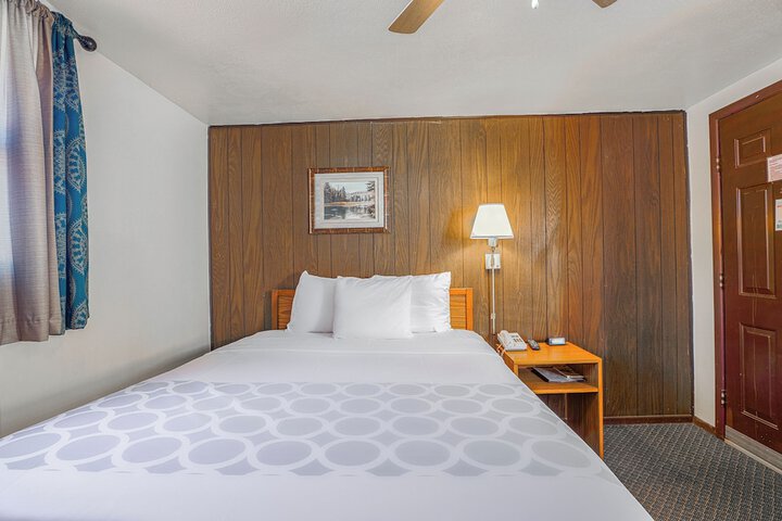 Room 13 of 48