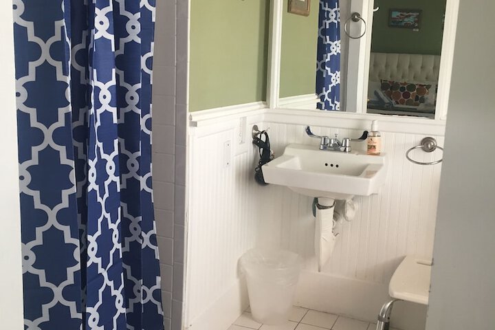 Room 18 of 47