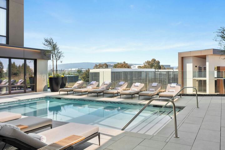 Pool 5 of 65