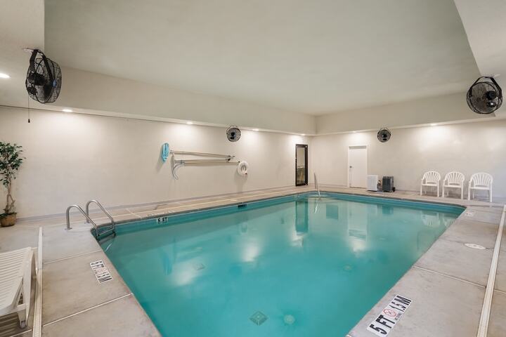 Pool 4 of 40
