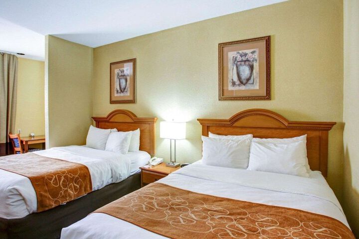 Room 11 of 25