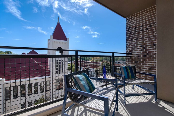 Home2 Suites by Hilton Anderson Downtown