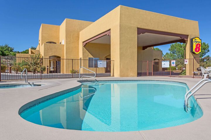 Pool 2 of 15
