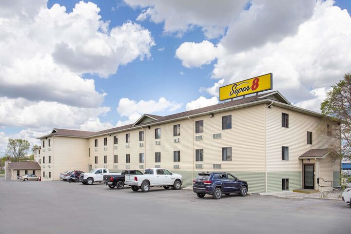 Hotel 4 of 28