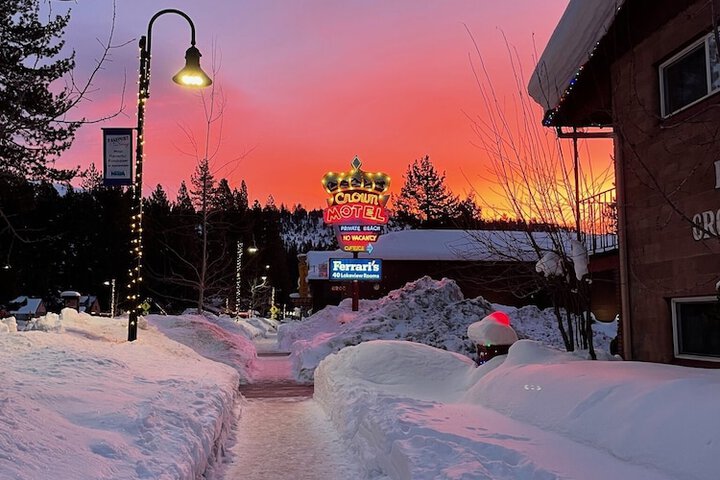 Crown Motel