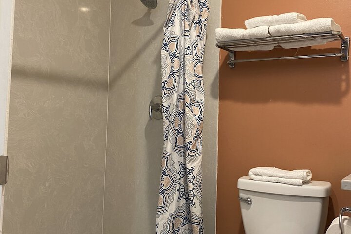 Room 30 of 38