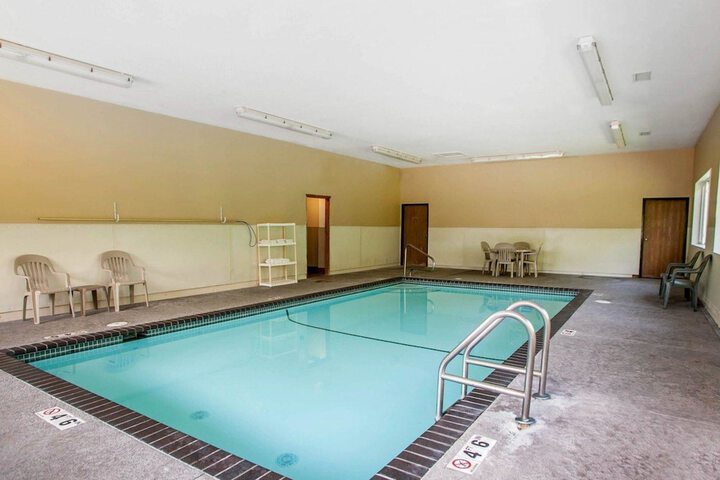 Pool 5 of 29