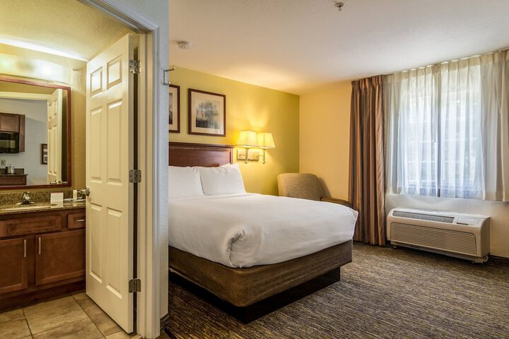 Room 45 of 60