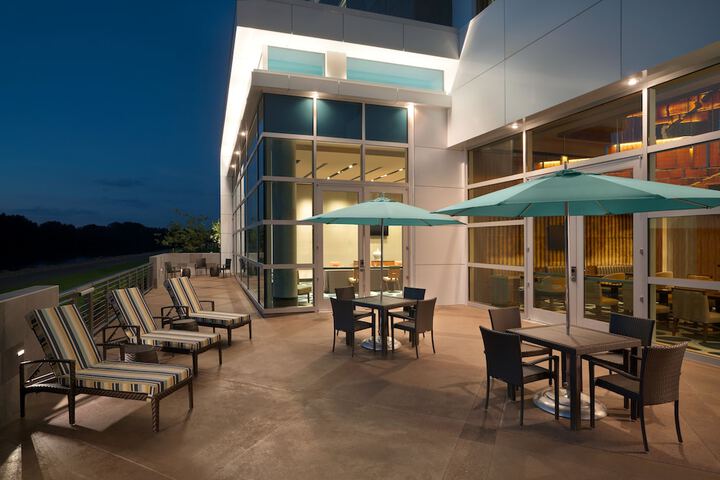 Terrace/Patio 50 of 58