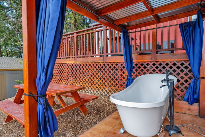 Mays Luxury Farm Stays