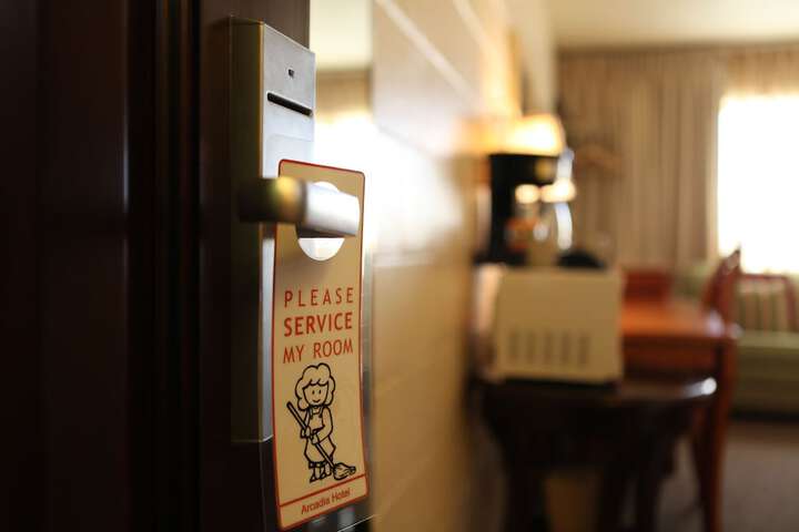 Room 15 of 25