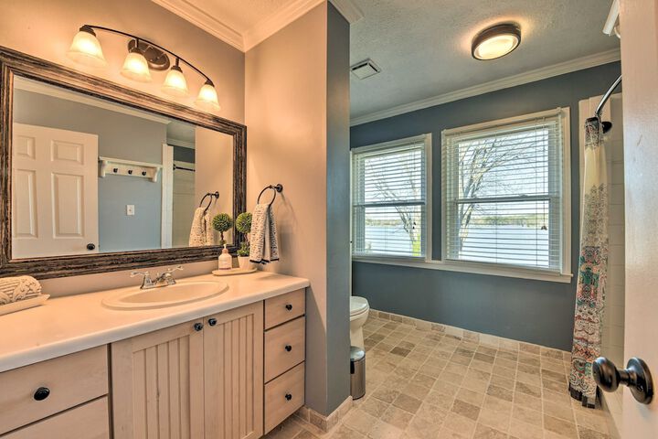 Riviera Paradise W / Private Dock! 4 Bedroom Home by RedAwning