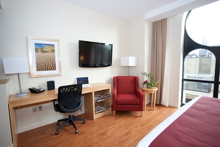 Room 63 of 88