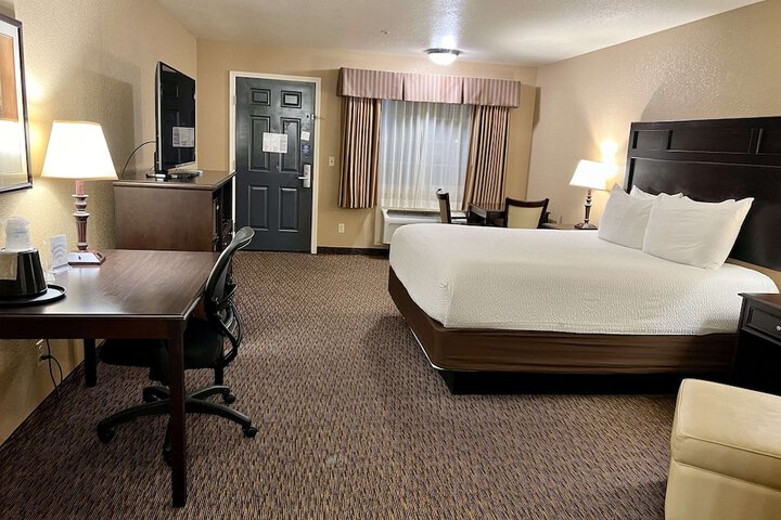 Room 35 of 47