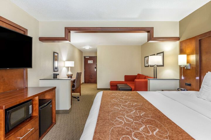 Room 17 of 41