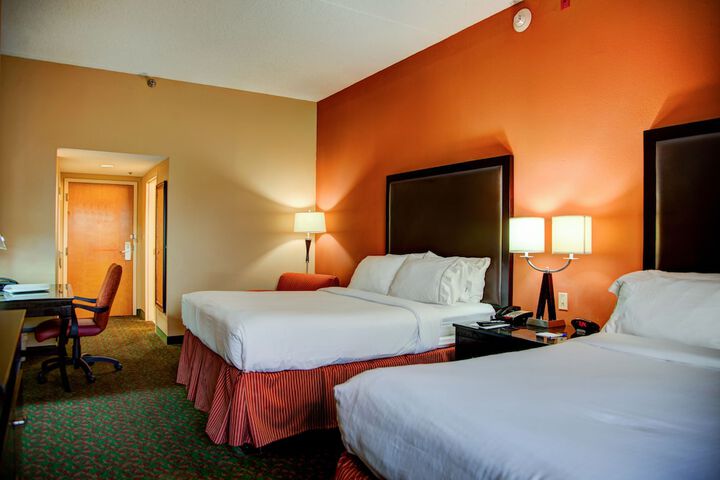 Country Inn & Suites by Radisson Tyler University Area