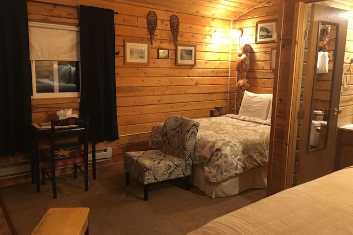 Earthsong Lodge
