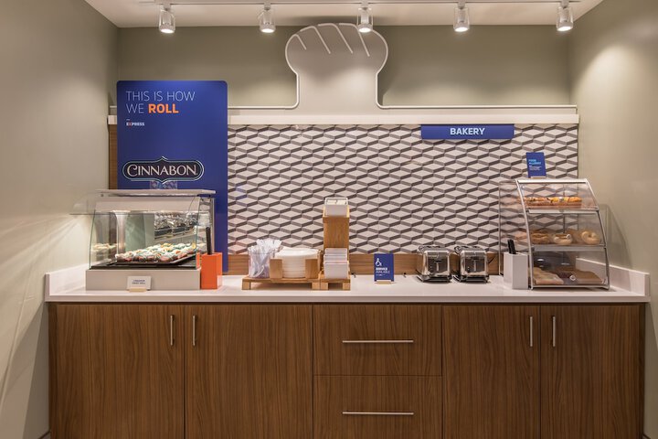 Holiday Inn Express & Suites Rock Hill by IHG