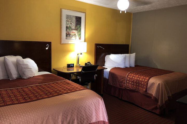 Room 11 of 30