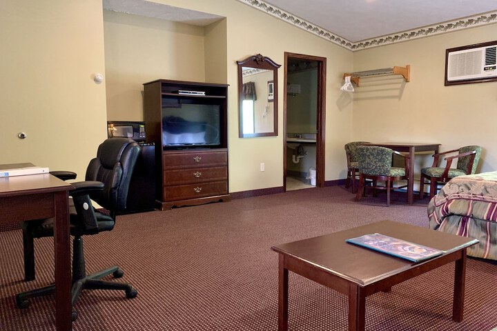 Room 16 of 42