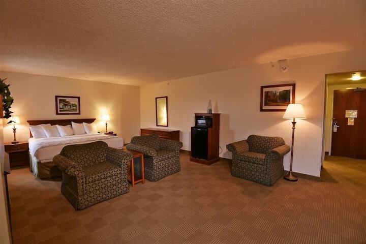 Room 21 of 38