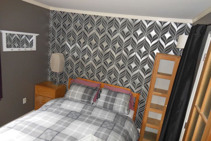 Room 16 of 36