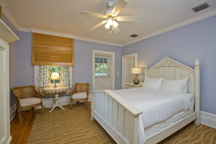 Room 15 of 40