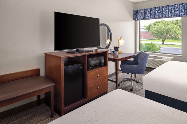 Room 13 of 29