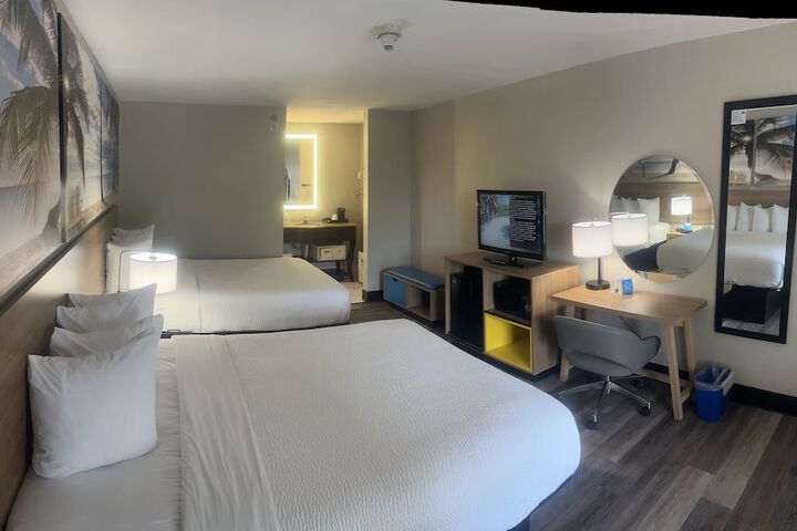 Days Inn by Wyndham Port Charlotte / Punta Gorda