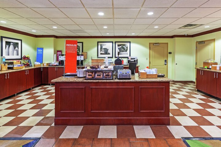 Hampton Inn & Suites Tulsa North / Owasso