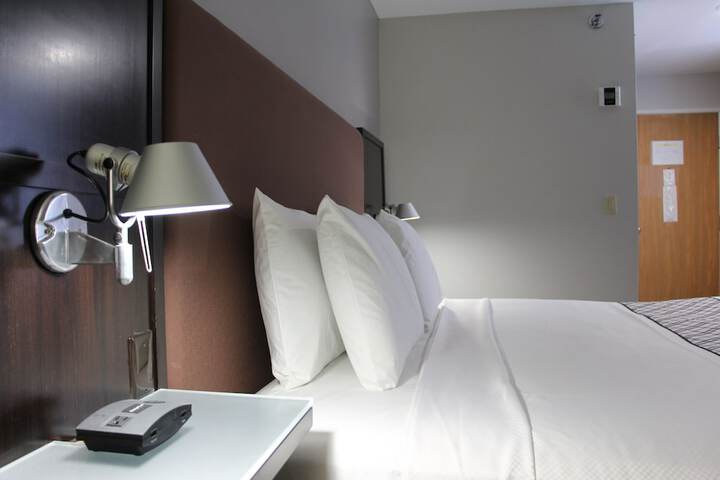 Room 17 of 35