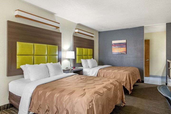 Room 11 of 29