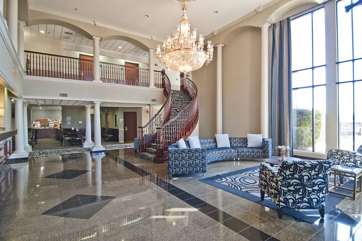 Hotel 6 of 39