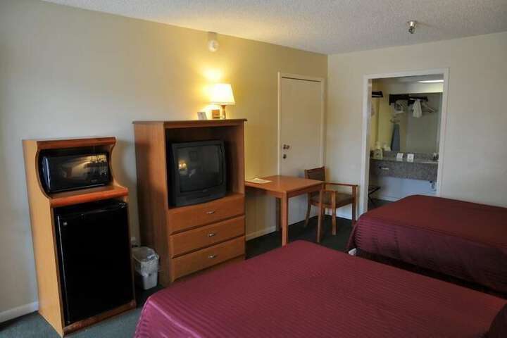 Room 15 of 23