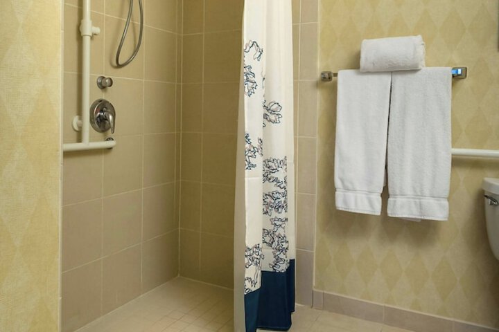 Residence Inn by Marriott Madison West / Middleton