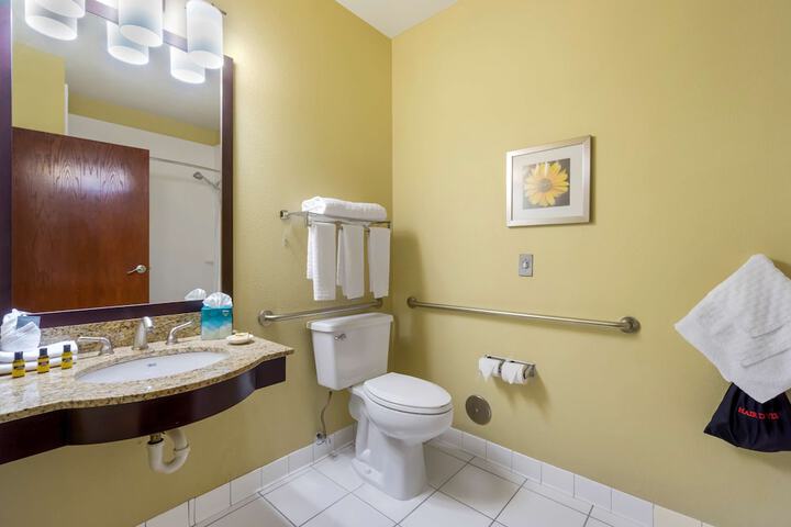 Room 20 of 40