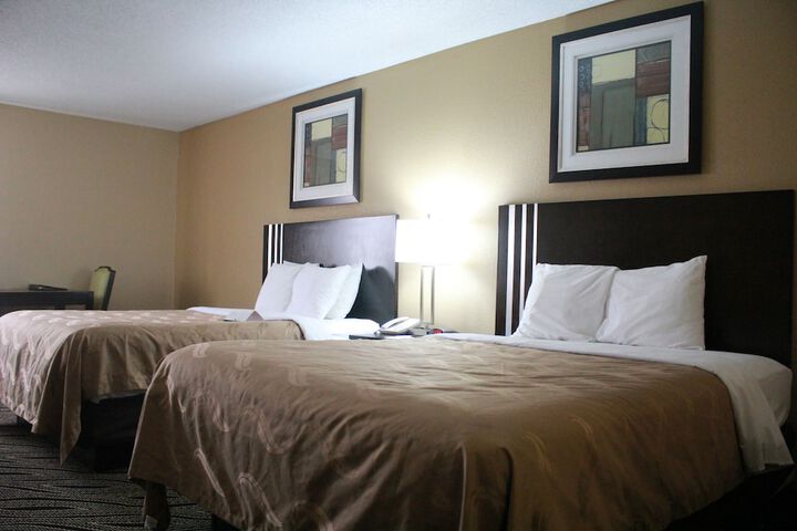 Room 17 of 30